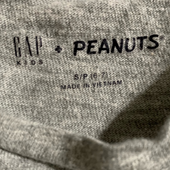 Gap Kids Peanuts Snoopy sequin shirt - Picture 5 of 6